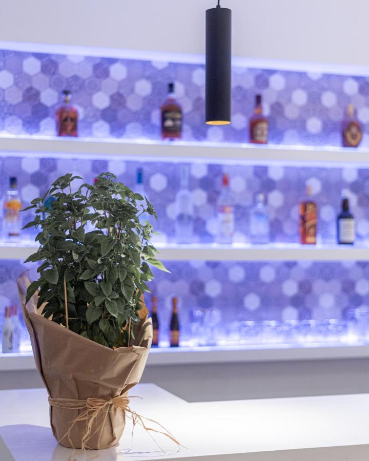 Venus Minimal Hotel Tinos ภายนอก รูปภาพ